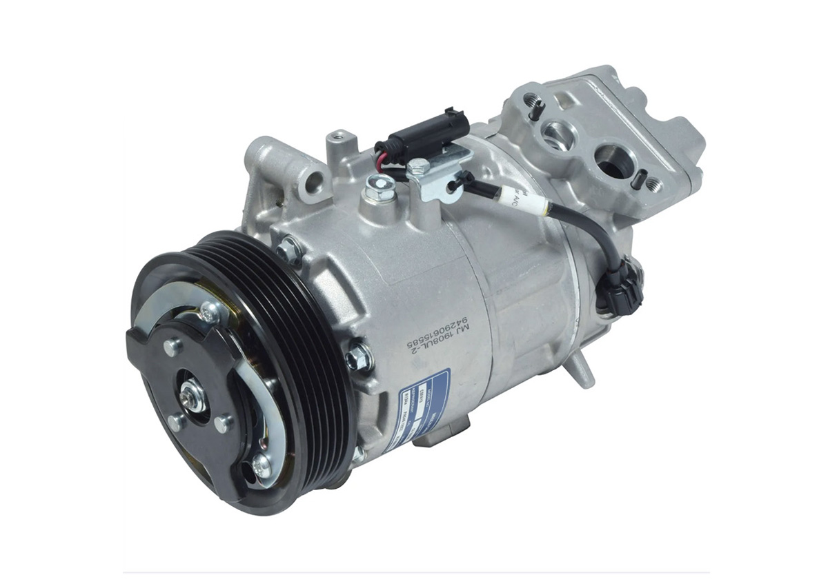 BMWBMW 320i/E90CO323067