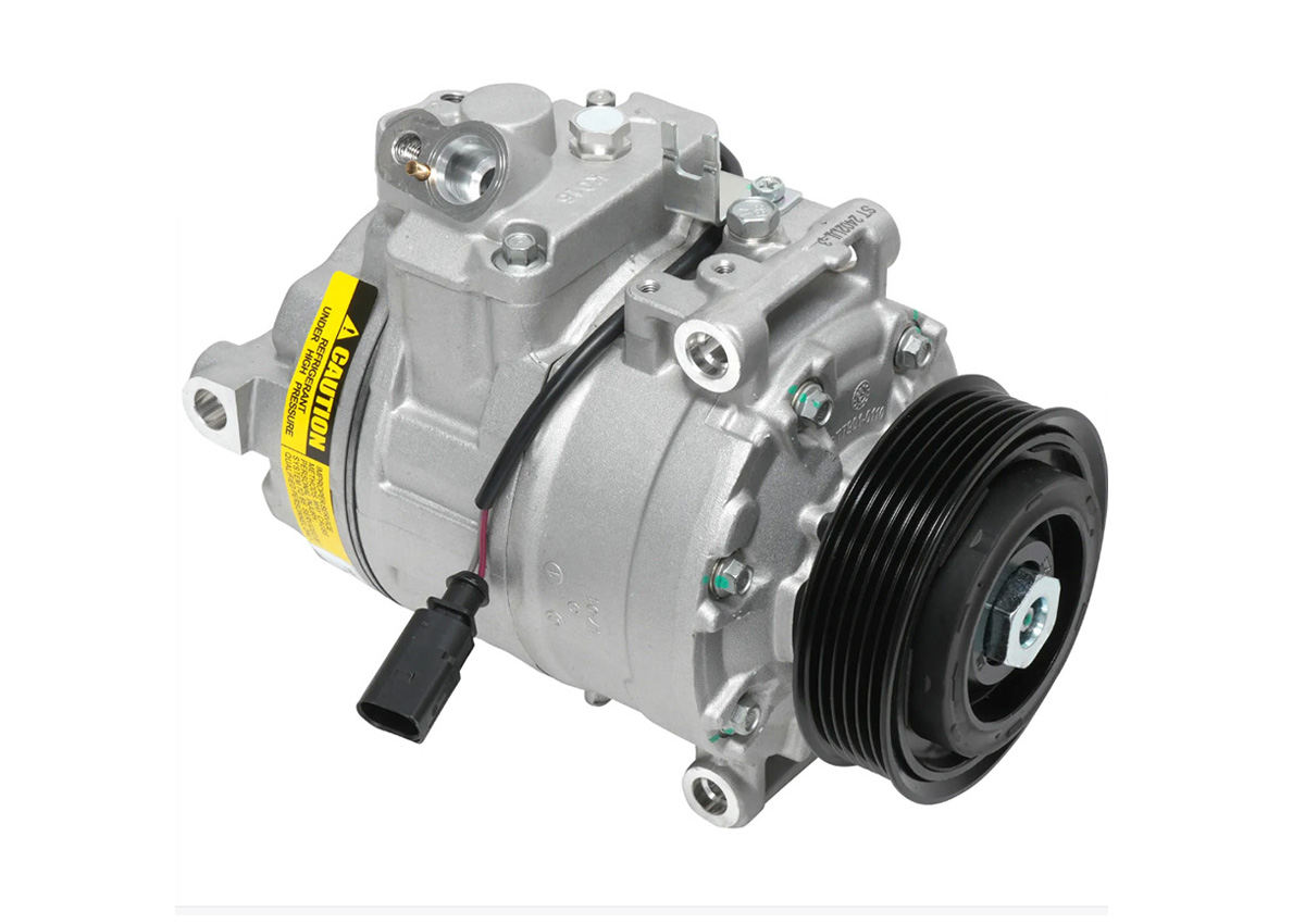 VWVolkswagen Multivan T5CO324020